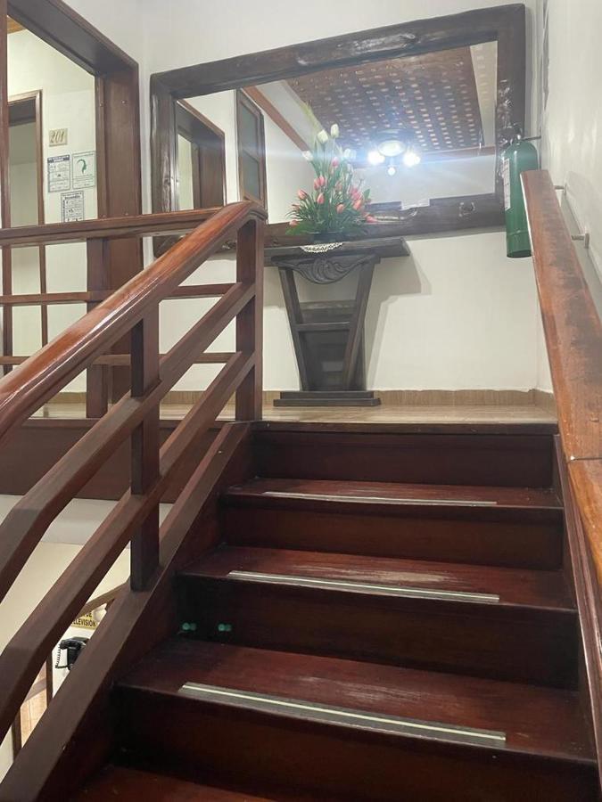 Hostal Internacional Bogotá Esterno foto